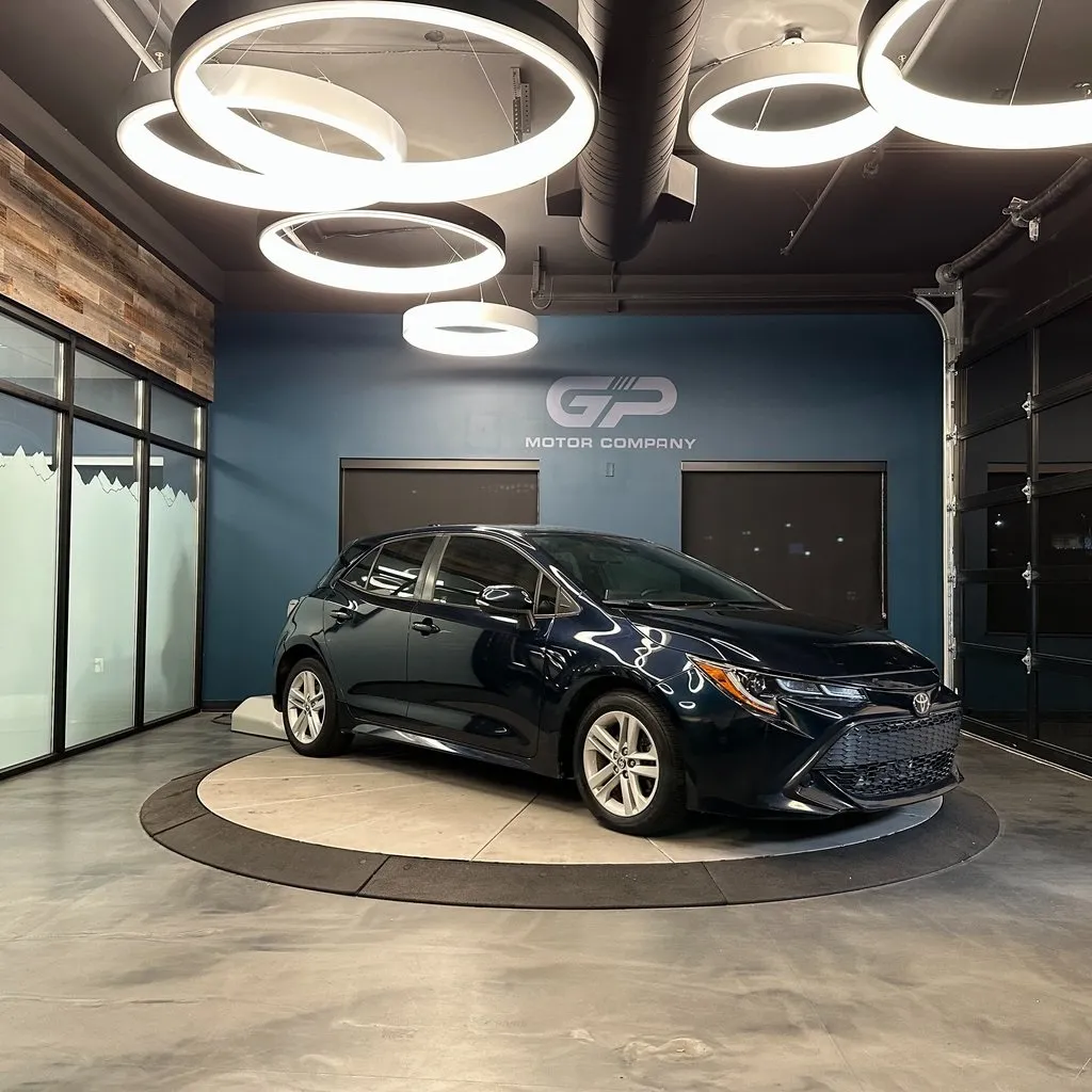 Blue 2021 Toyota Corolla Hatchback SE for sale in Kaysville, UT