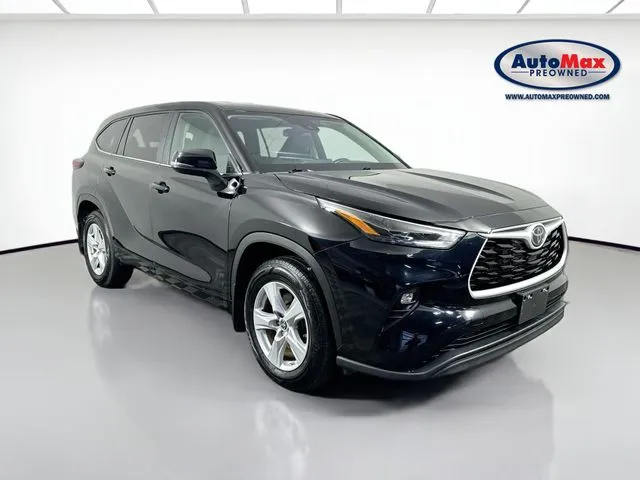 Black 2024 Toyota Highlander LE for sale in Framingham, MA