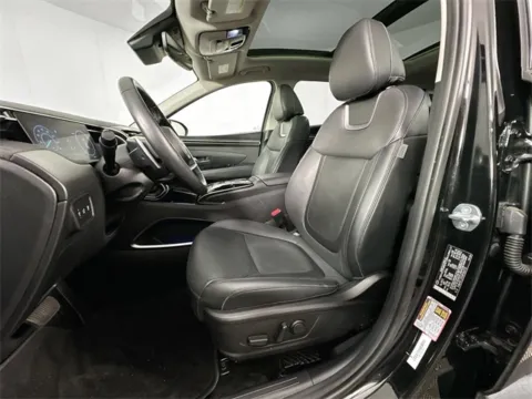 More photos of 2024 Hyundai Tucson Limited at AutoMax Preowned Framingham, MA