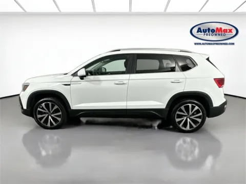 More photos of 2024 Volkswagen Taos 1.5T SE at AutoMax Preowned Framingham, MA