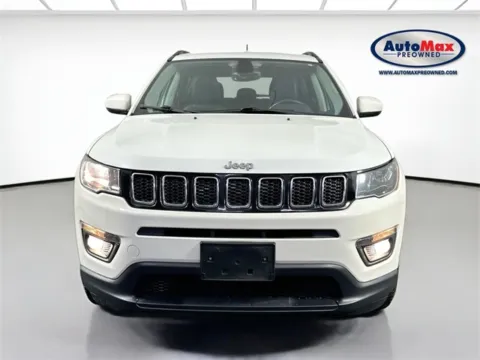 Photos of 2018 Jeep Compass Latitude for sale in Framingham, MA at AutoMax Preowned Framingham