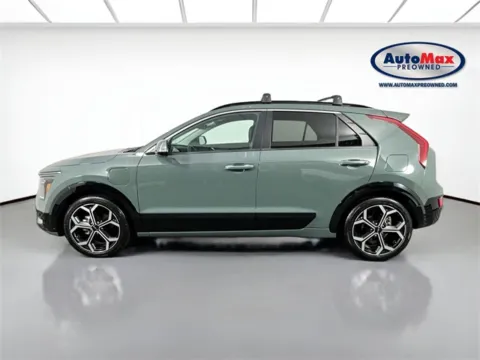 More photos of 2023 Kia Niro Plug-In Hybrid SX at AutoMax Preowned Framingham, MA