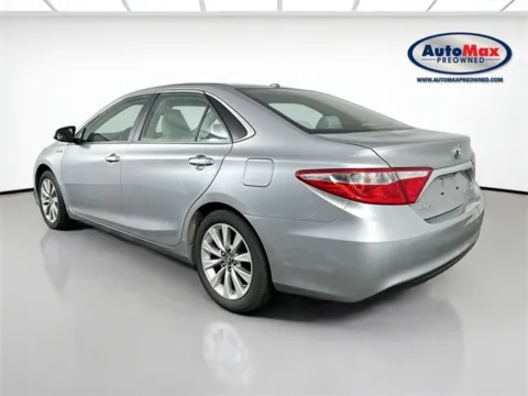 More photos of 2016 Toyota Camry Hybrid XLE at AutoMax Preowned Framingham, MA