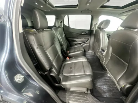 More photos of 2019 GMC Acadia SLT-1 at AutoMax Preowned Framingham, MA