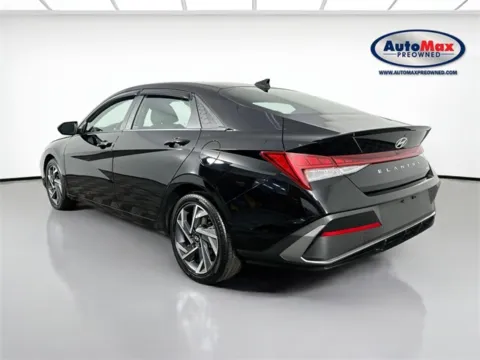 More photos of 2025 Hyundai Elantra Hybrid SEL Sport at AutoMax Preowned Framingham, MA