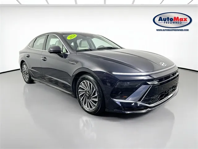2024 Hyundai Sonata Hybrid Limited's photo