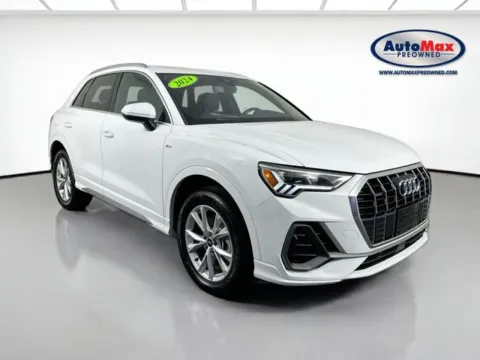 White 2024 Audi Q3 Premium for sale in Framingham, MA