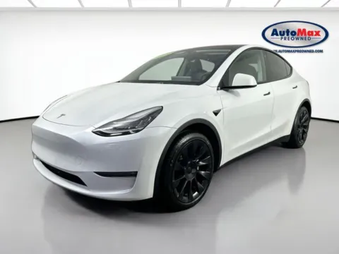 More photos of 2022 Tesla Model Y Long Range at AutoMax Preowned Framingham, MA