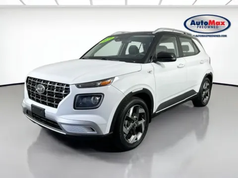 More photos of 2023 Hyundai Venue Limited at AutoMax Preowned Framingham, MA