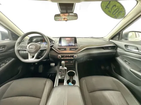 More photos of 2024 Nissan Altima 2.5 SV at AutoMax Preowned Framingham, MA