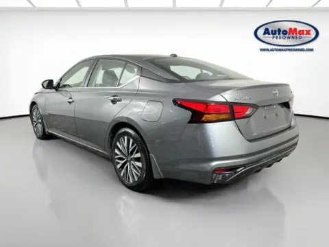 More photos of 2024 Nissan Altima 2.5 SV at AutoMax Preowned Framingham, MA