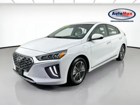 More photos of 2022 Hyundai Ioniq Plug-In Hybrid Limited at AutoMax Preowned Framingham, MA