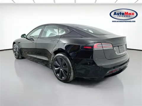 More photos of 2022 Tesla Model S at AutoMax Preowned Framingham, MA
