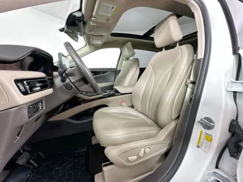 More photos of 2022 Lincoln Nautilus Reserve at AutoMax Preowned Framingham, MA