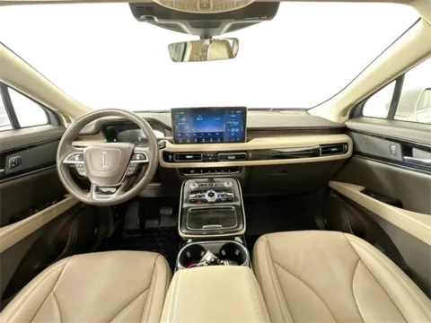 Another view of 2022 Lincoln Nautilus Reserve for sale in Framingham, MA at AutoMax Preowned Framingham