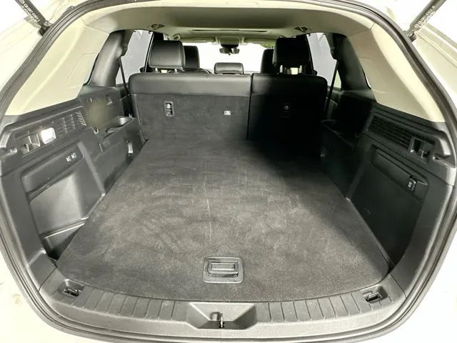 2025 Mazda CX-70 Preferred Package - Photo 27