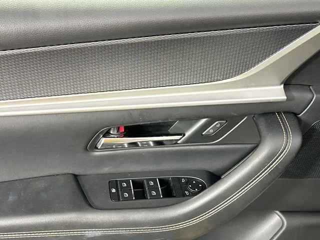 2025 Mazda CX-70 Preferred Package - Photo 20