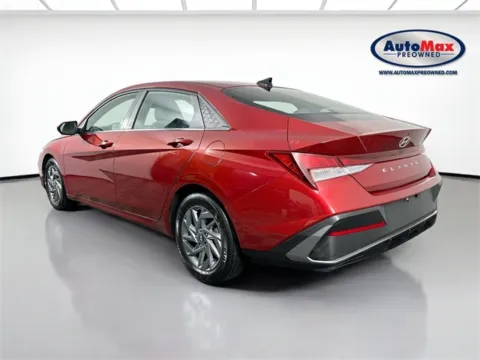 More photos of 2024 Hyundai Elantra SEL at AutoMax Preowned Framingham, MA