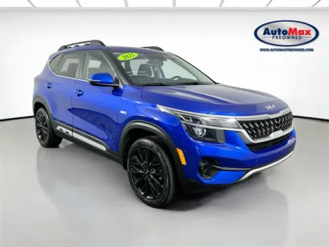 Blue 2022 Kia Seltos Nightfall for sale in Framingham, MA