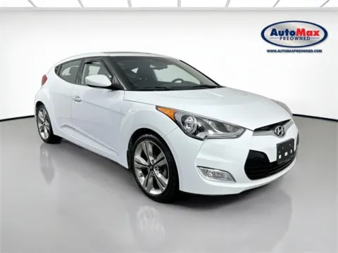 White 2017 Hyundai Veloster Value Edition for sale in Framingham, MA