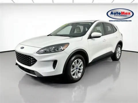 More photos of 2020 Ford Escape SE at AutoMax Preowned Framingham, MA