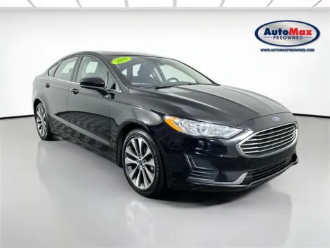 Black 2019 Ford Fusion SE for sale in Framingham, MA