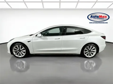 More photos of 2020 Tesla Model 3 Standard Range Plus at AutoMax Preowned Framingham, MA