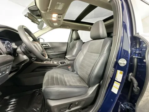 More photos of 2023 Mitsubishi Outlander PHEV SE at AutoMax Preowned Framingham, MA