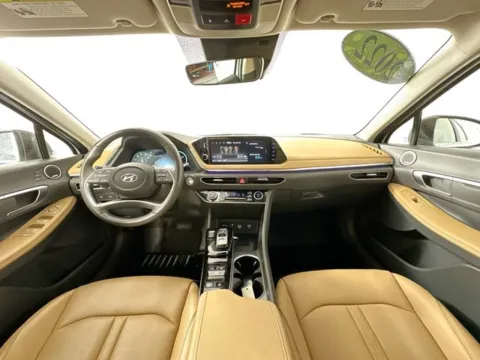 Another view of 2022 Hyundai Sonata Hybrid Limited for sale in Framingham, MA at AutoMax Preowned Framingham