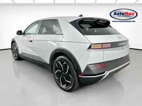 More photos of 2022 Hyundai IONIQ 5 SE at AutoMax Preowned Framingham, MA