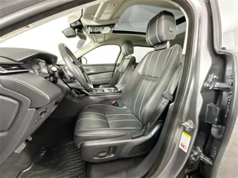 More photos of 2019 Land Rover Range Rover Velar S at AutoMax Preowned Framingham, MA