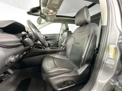 More photos of 2022 Jeep Compass Trailhawk at AutoMax Preowned Framingham, MA