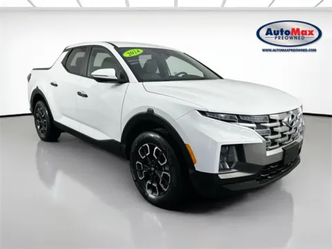 White 2024 Hyundai Santa Cruz SEL for sale in Framingham, MA