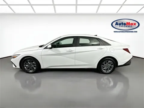 More photos of 2024 Hyundai Elantra SEL at AutoMax Preowned Framingham, MA