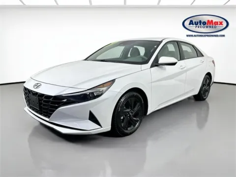 More photos of 2021 Hyundai Elantra SEL at AutoMax Preowned Framingham, MA