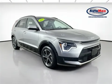 Gray 2023 Kia Niro SX for sale in Framingham, MA