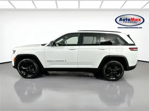 More photos of 2023 Jeep Grand Cherokee Altitude at AutoMax Preowned Framingham, MA