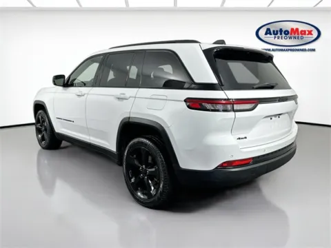 More photos of 2023 Jeep Grand Cherokee Altitude at AutoMax Preowned Framingham, MA