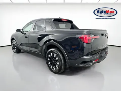 More photos of 2025 Hyundai Santa Cruz SEL at AutoMax Preowned Framingham, MA