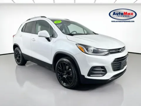 White 2022 Chevrolet Trax LT for sale in Framingham, MA
