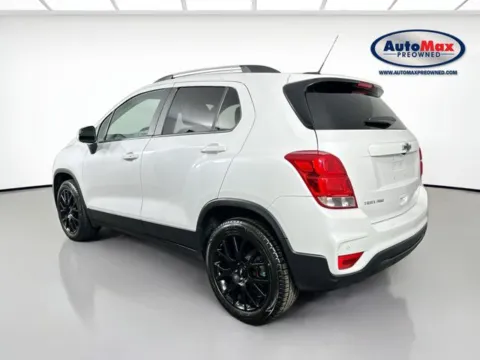 More photos of 2022 Chevrolet Trax LT at AutoMax Preowned Framingham, MA