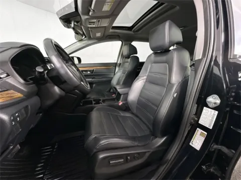 More photos of 2021 Honda CR-V EX-L at AutoMax Preowned Framingham, MA