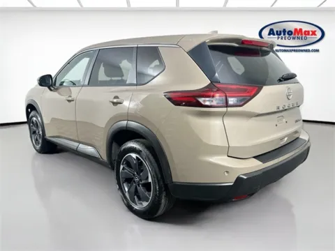More photos of 2024 Nissan Rogue SV at AutoMax Preowned Framingham, MA