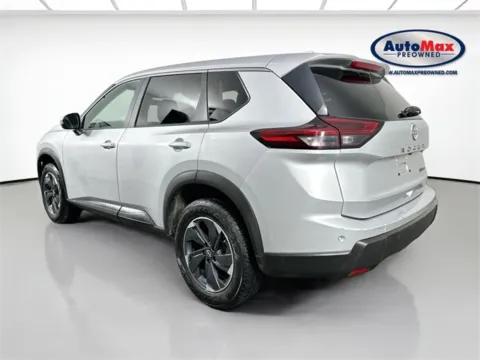 More photos of 2024 Nissan Rogue SV at AutoMax Preowned Framingham, MA