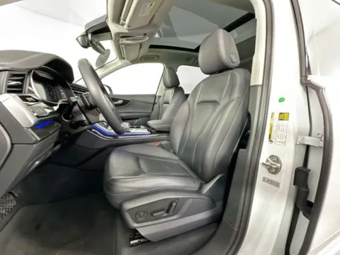 More photos of 2024 Audi Q7 45 Premium Plus at AutoMax Preowned Framingham, MA