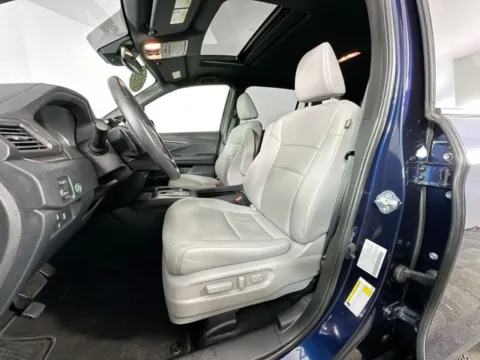 More photos of 2022 Honda Passport EX-L at AutoMax Preowned Framingham, MA