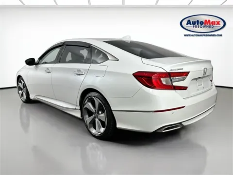 More photos of 2019 Honda Accord Touring 2.0T at AutoMax Preowned Framingham, MA