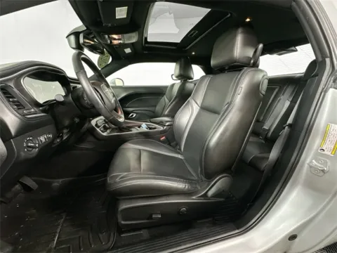 More photos of 2022 Dodge Challenger SXT at AutoMax Preowned Framingham, MA