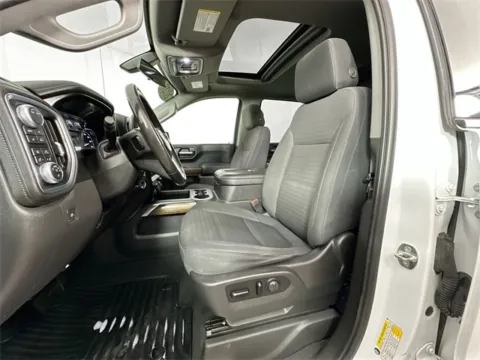 More photos of 2020 GMC Sierra 1500 Elevation at AutoMax Preowned Framingham, MA