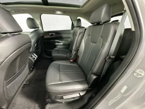 More photos of 2023 Kia Sorento X-Line EX at AutoMax Preowned Framingham, MA